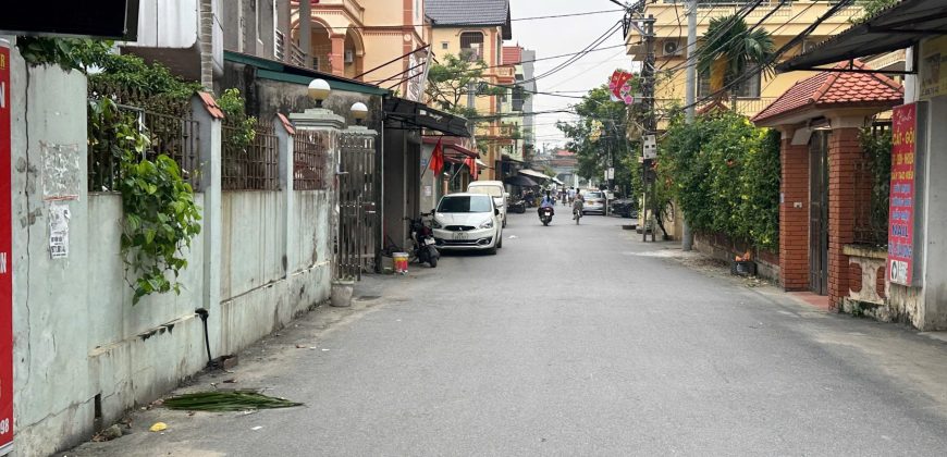 Chính chủ cần bán 85m trục chính thôn Đông Trù, Đông Hội, Đông Anh đường ô tô