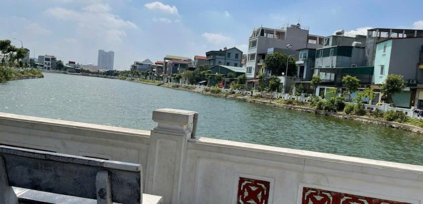 Bán 192m2 mặt tiền 11,15m tại Thôn Trung thôn, Xã Đông hội ( Trục bìa kinh doanh)